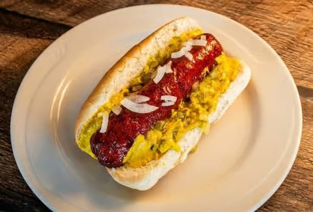 Jumbo Hot Dog.