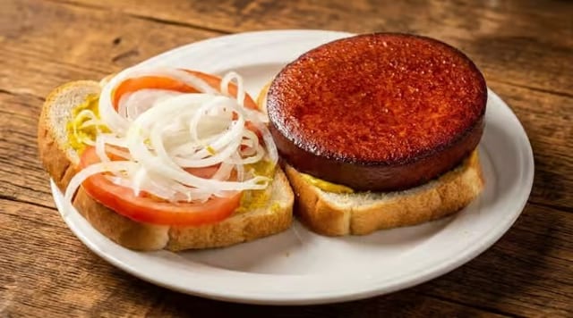 Bologna Sandwich.